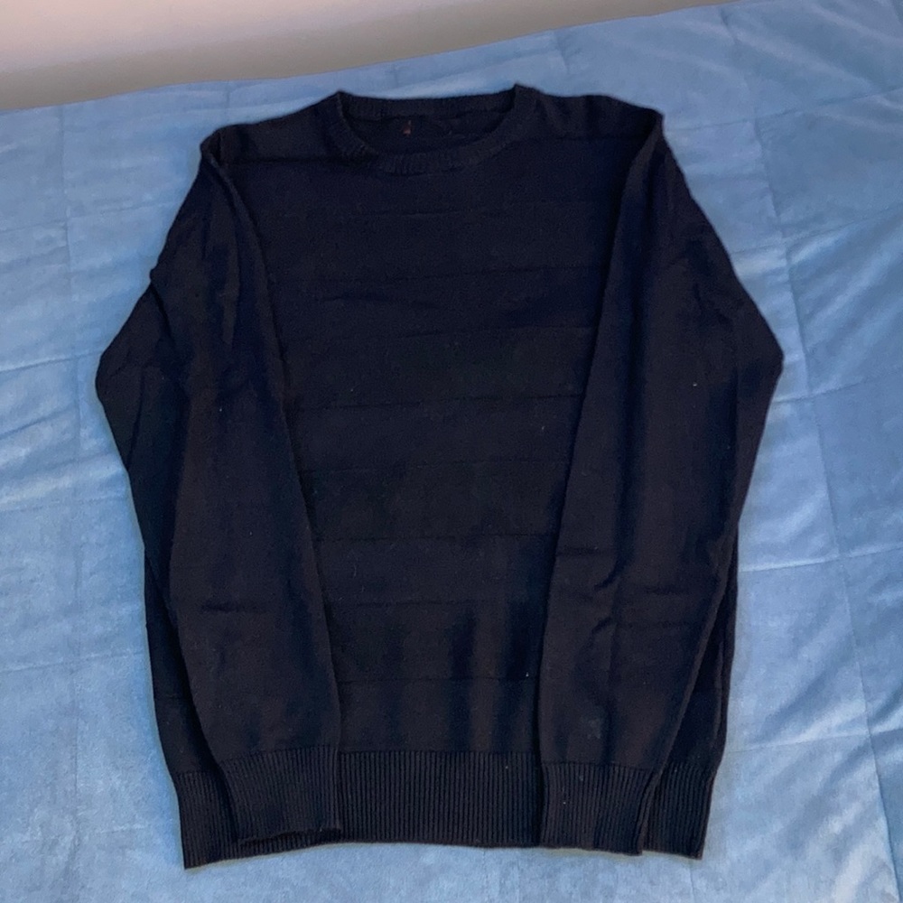Black Crewneck